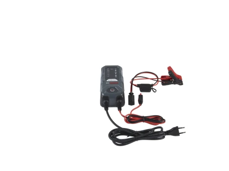BOSCH Nabíječka baterií  (0 189 911 030)